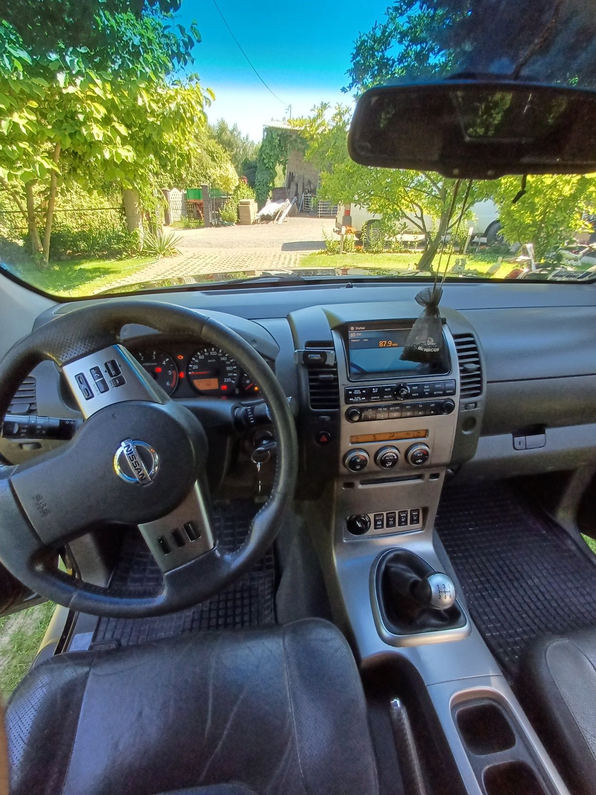 Sprzedam nissan navara D40