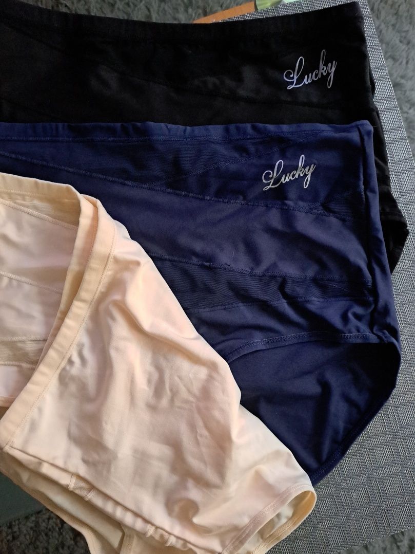Eleganckie majtki 3 szt wyszczuplajace trzymające brzuszek 1XL