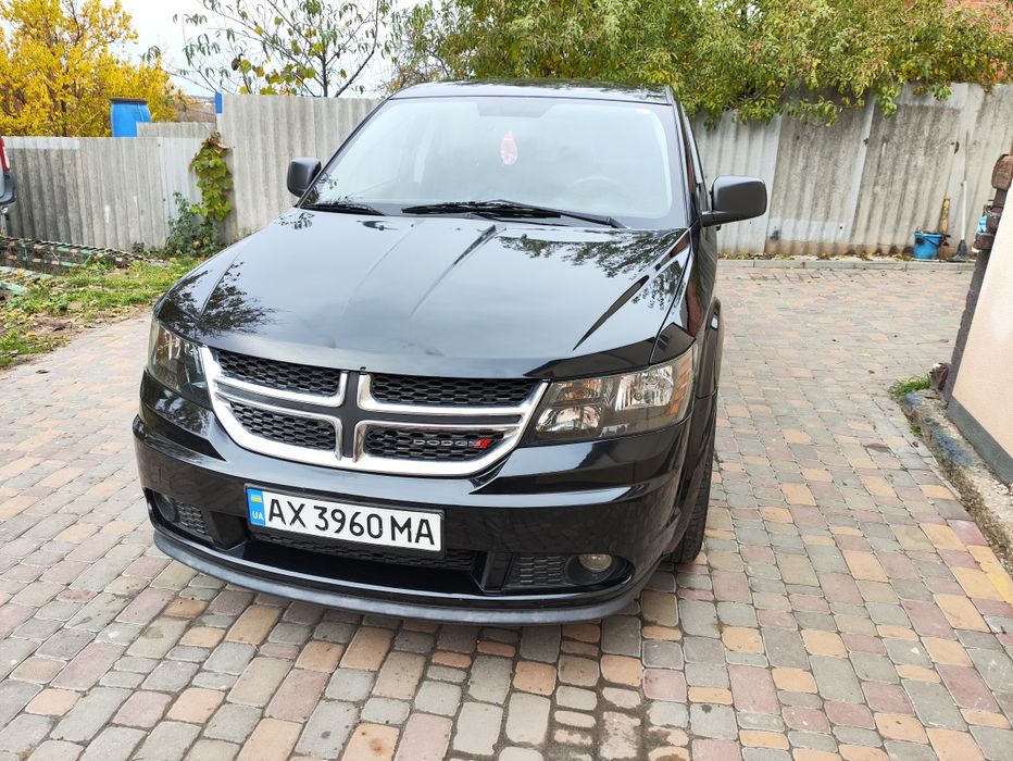 Продам Додж в отличном состоянии 7 мест