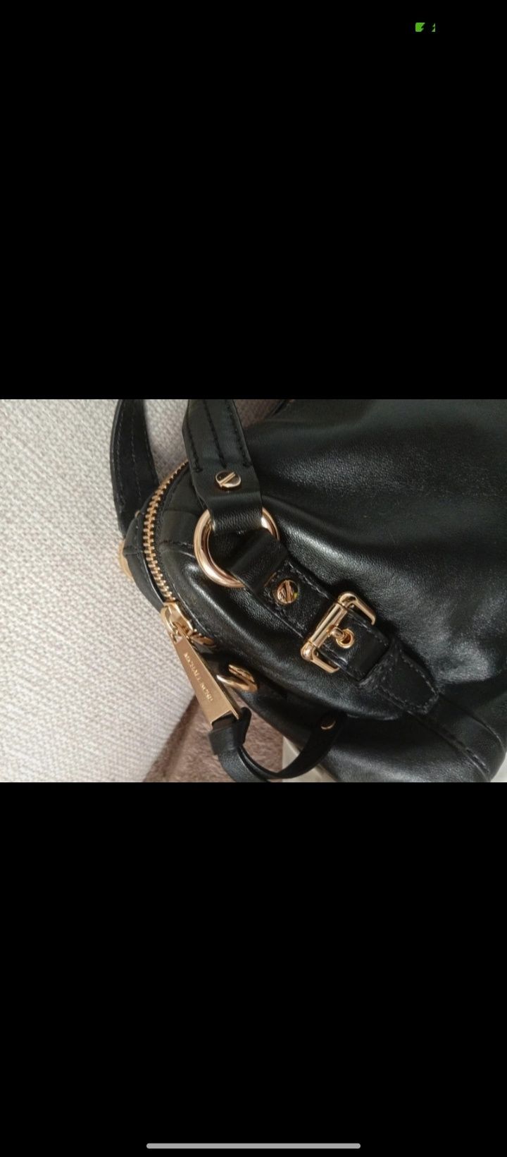 Michael Kors Bolsa Mala em Pele Preta com hardware dourada