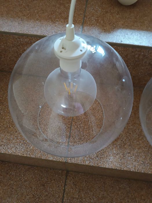 Żyrandole okrągłe kule