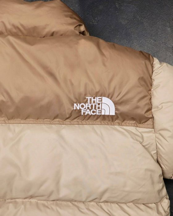 The North Face 700 бежевий пуховик теплий зимовий тнф