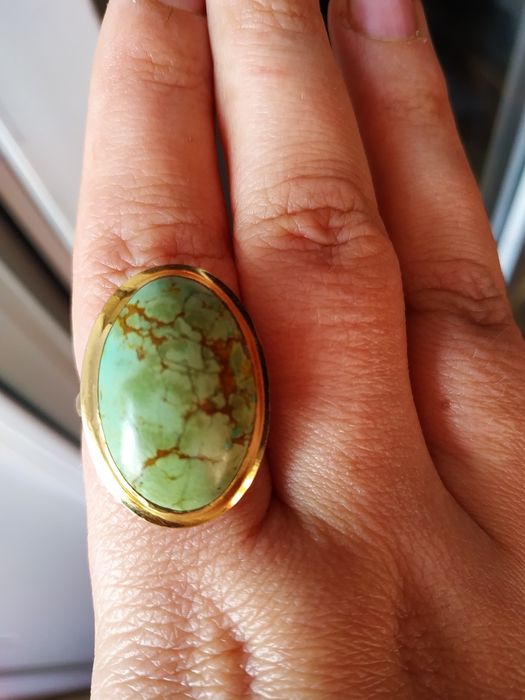 7.37 Золота каблучка 19.5 з бірюзою лимонне жовте золото