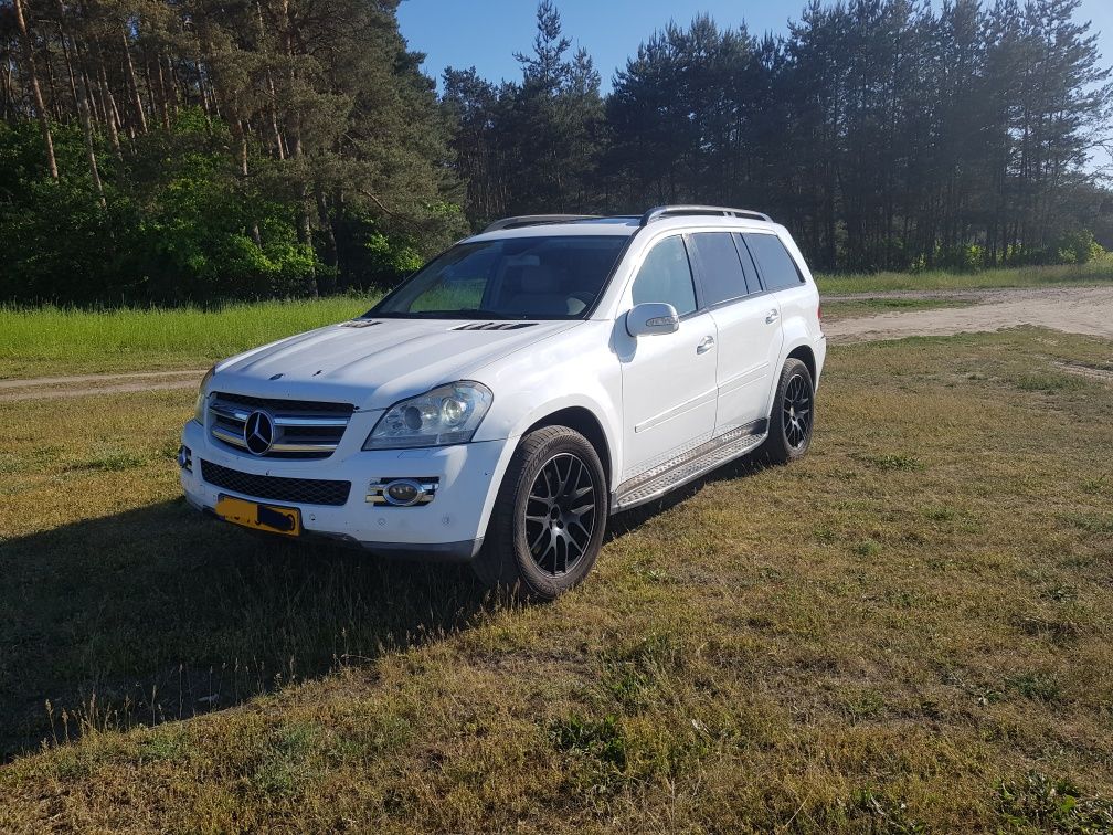 Mercedes Benz GL 320