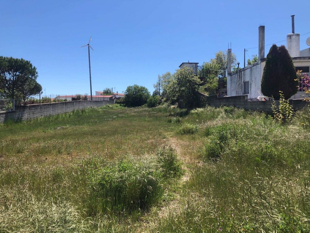 Terreno - Lote 1400 m2 - Vilar Formoso