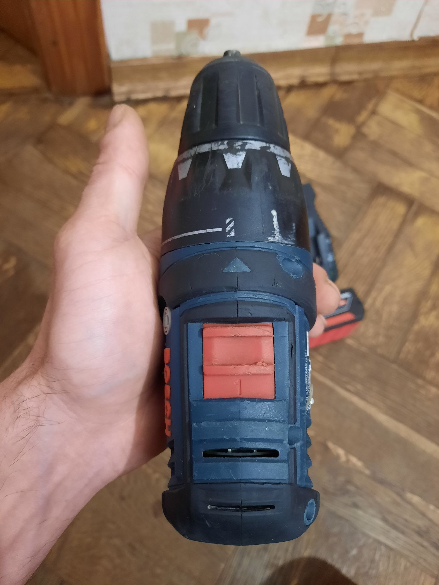Оригінал,комплект!!Шуруповерт Bosch GSR 14,4 V-LI+2акб(4аг)+з/у