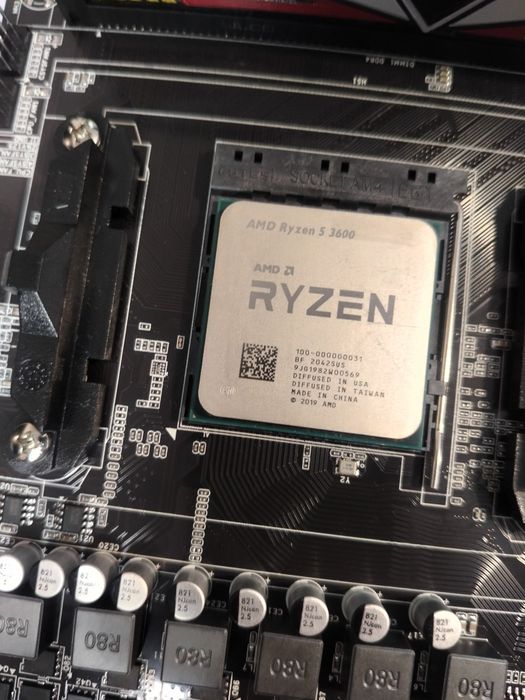 Игровой комплект ryzen 5 3600 и 16 ГБ оперативной памяти