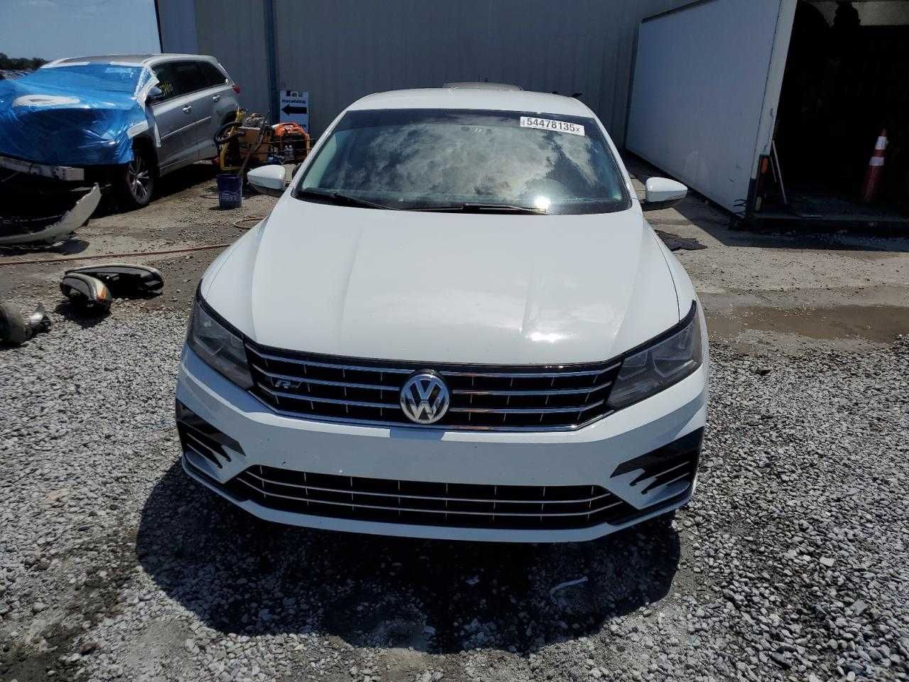 Volkswagen Passat S 2018