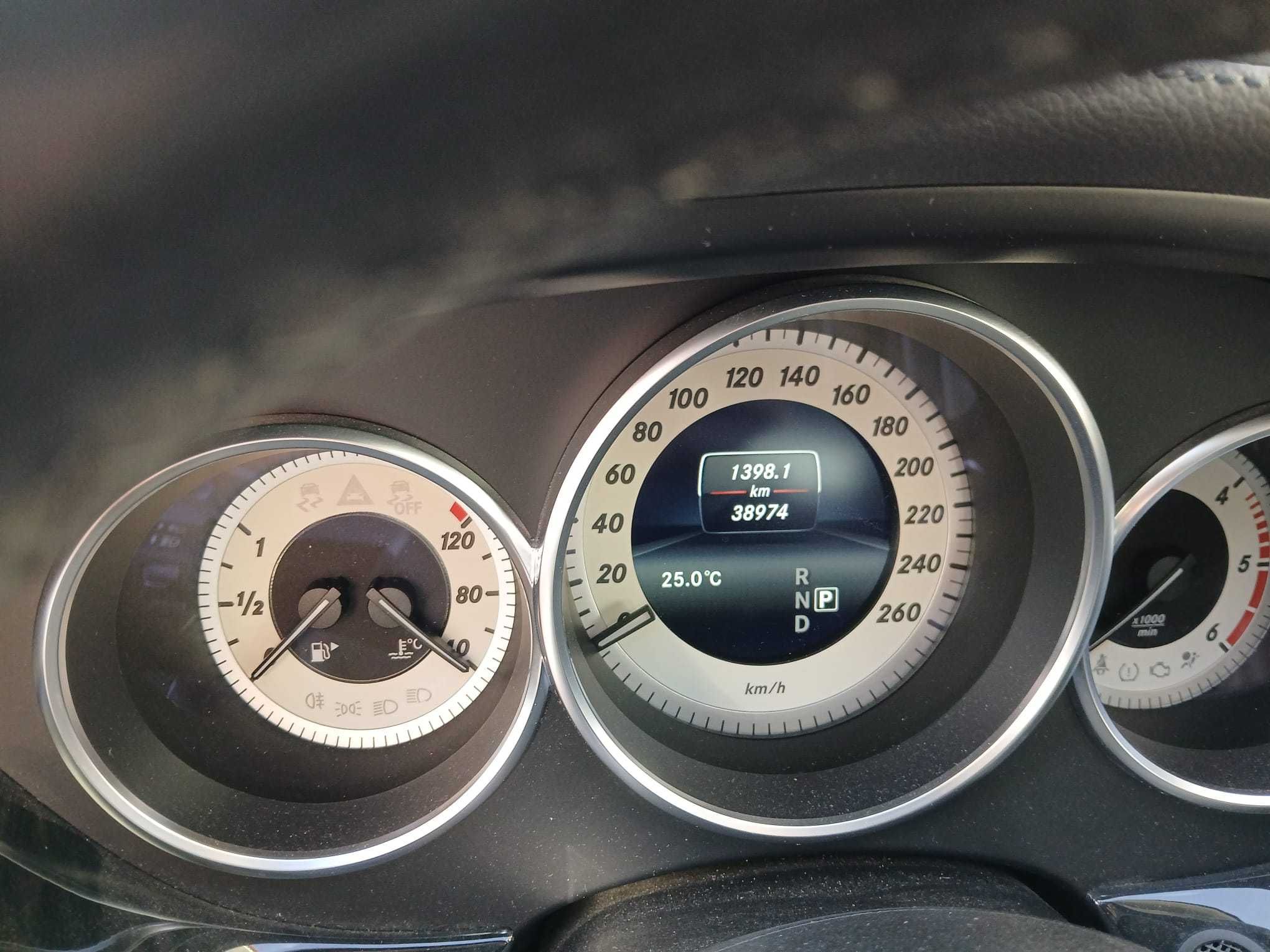 Mercedes CLS 250 Bluetec com muito poucos KM