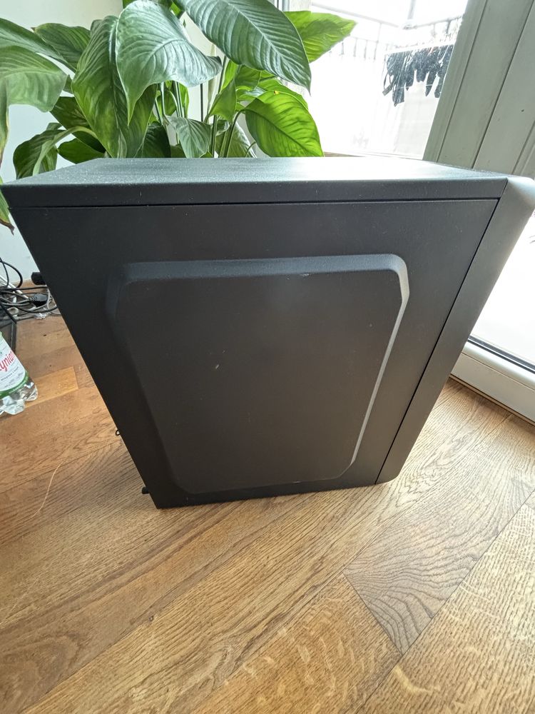 Komputer stacjonarny i5-7400 3.0/ GTX 1050ti