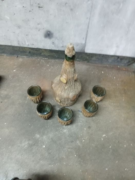 Продам штоф с рюмками