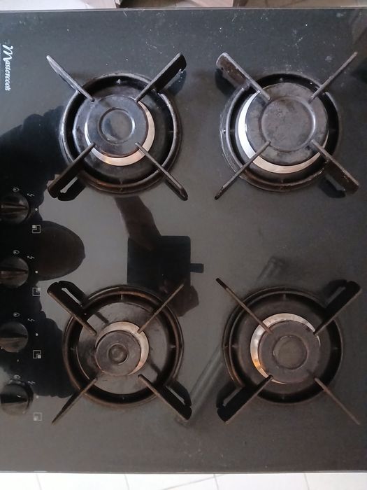 Płyta gazowa szklana i piekarnik firmy MASTERCOOK