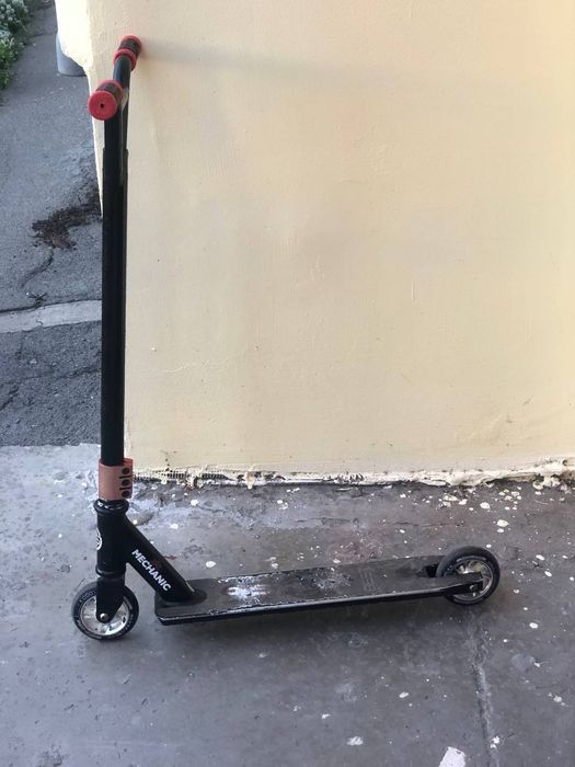 Продам самокат трюковый