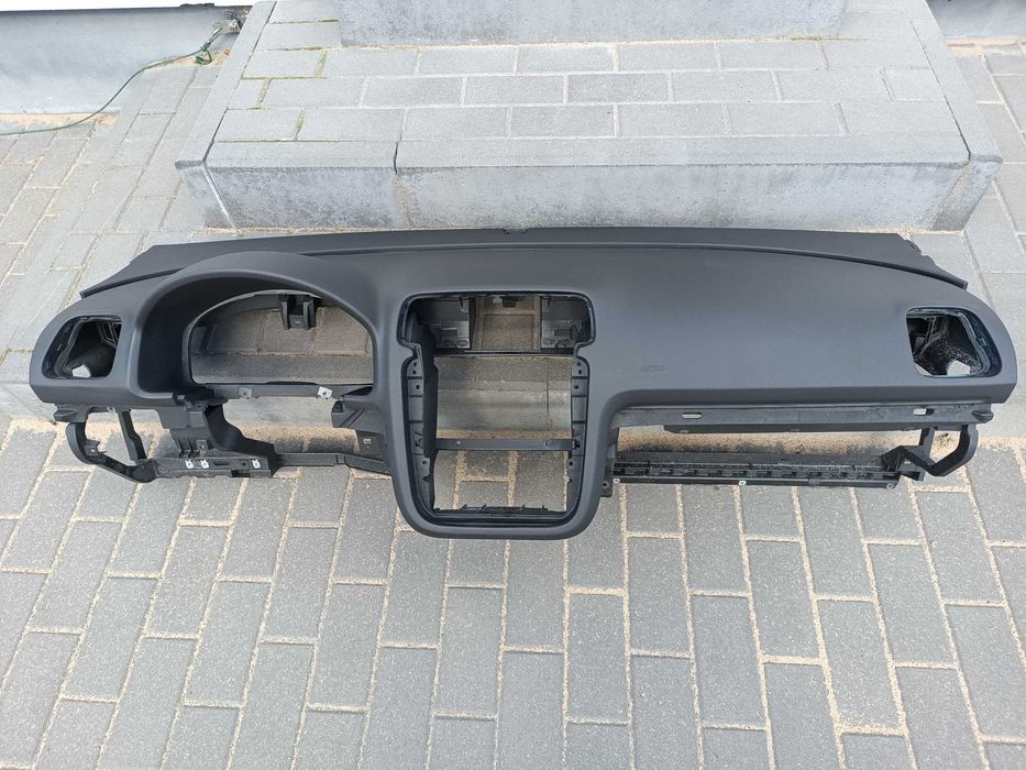 deska konsola kokpit AUDI A1 8X regeneracja