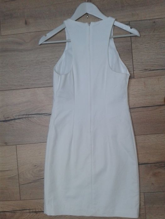 Biała sukienka Zara rozmiar XS