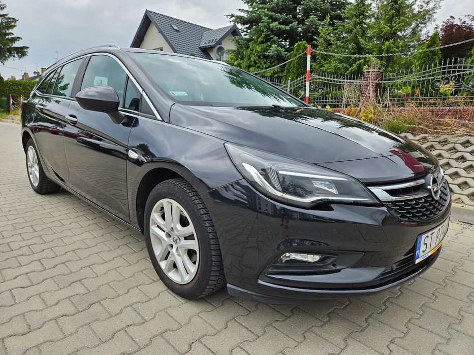 Opel Astra salon Polska, pełna historia serwisowa, Android Auto, hak