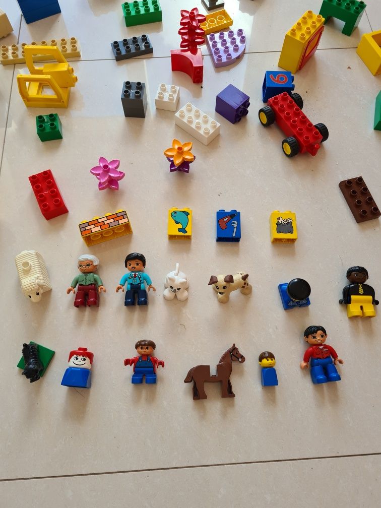 Lego duplo klocki tematyczne .