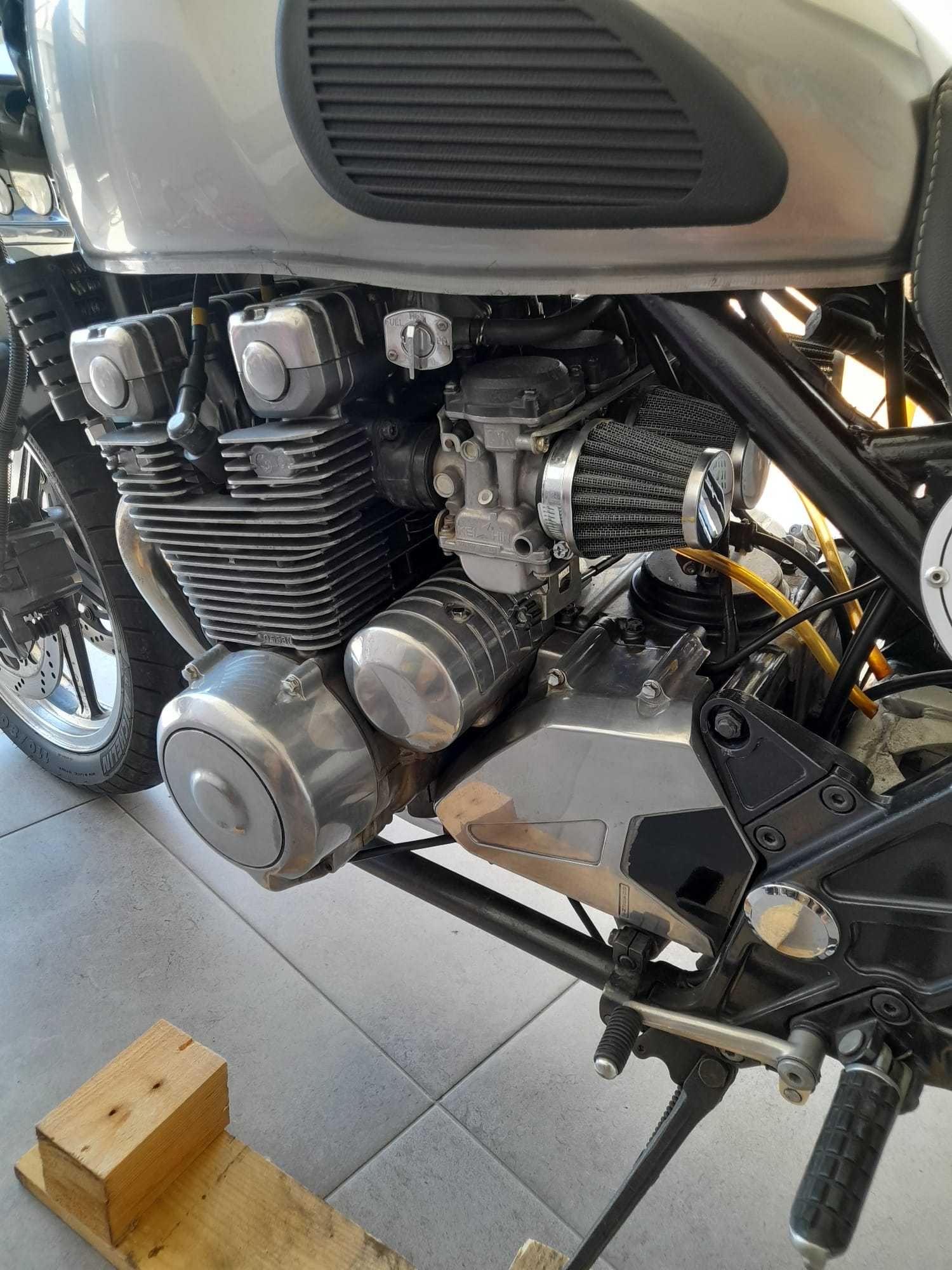 Kawasaki zephyr 550