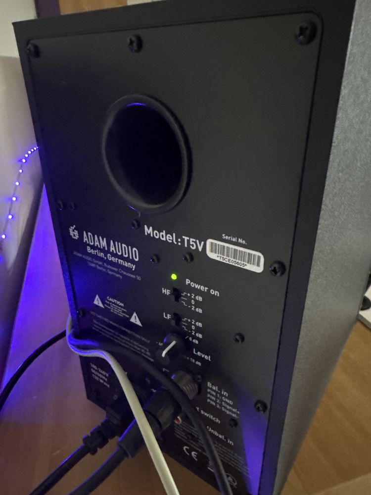 Para monitory Adam T5V. Studio domowe