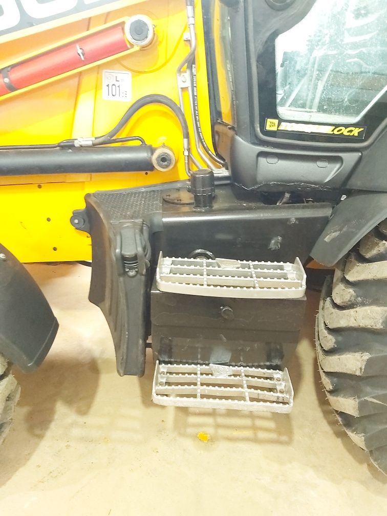 Jcb 3cx 2017 рік