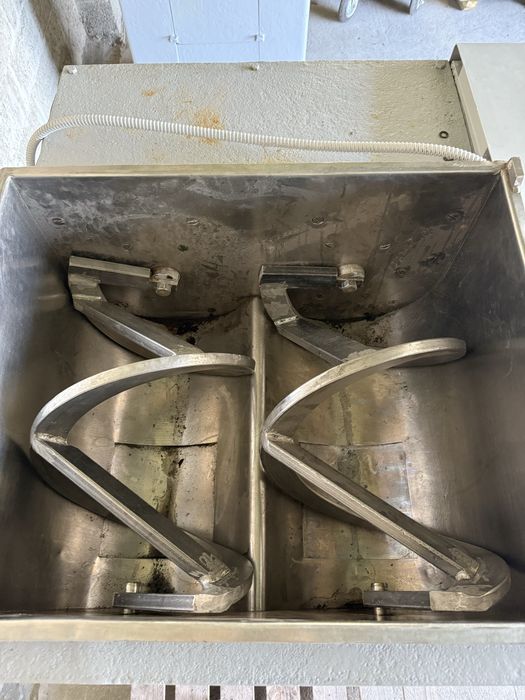 Промислова Фарш мішалка Л5-ФМУ 150 в ідеальному стані