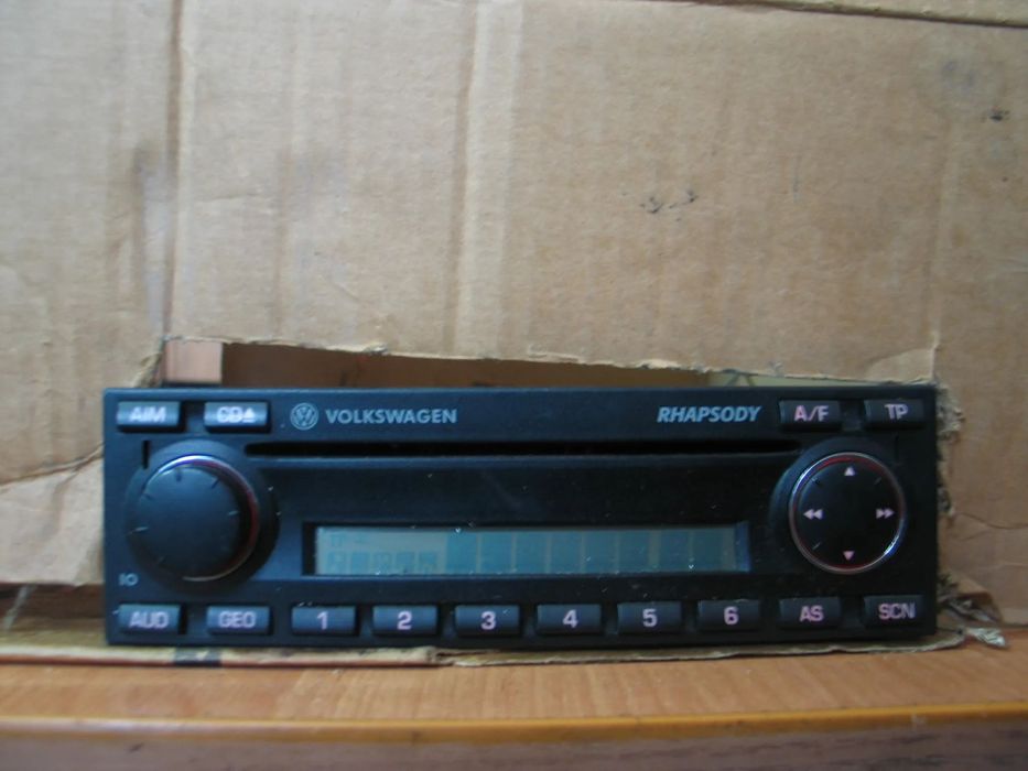 radio radioodtwarzacz CD vw passat b5 sharan golf vw rhapsody 1J0035156A