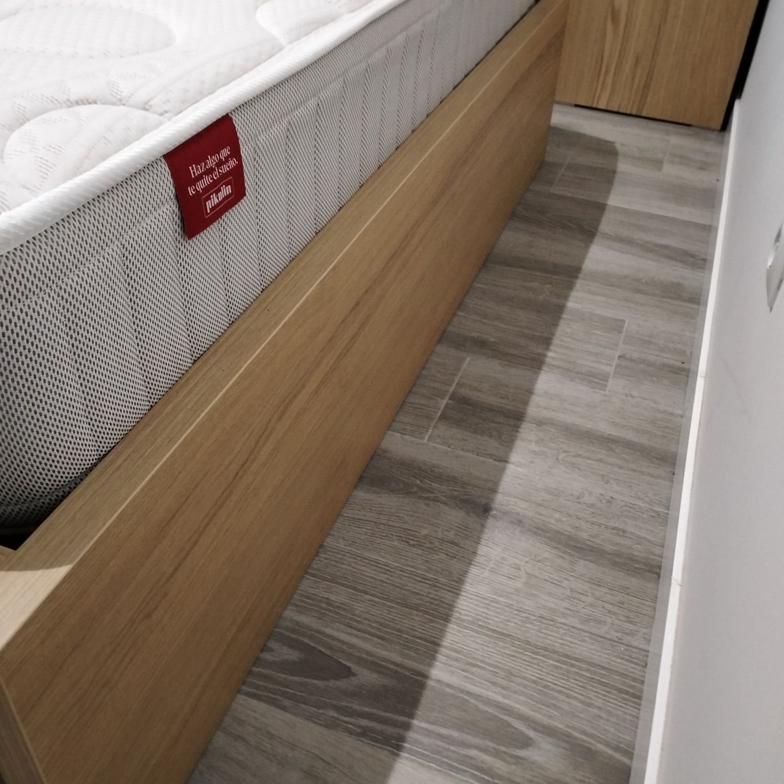 Cama malm ikea como NOVA**