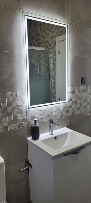 Aluga-se quarto para casal