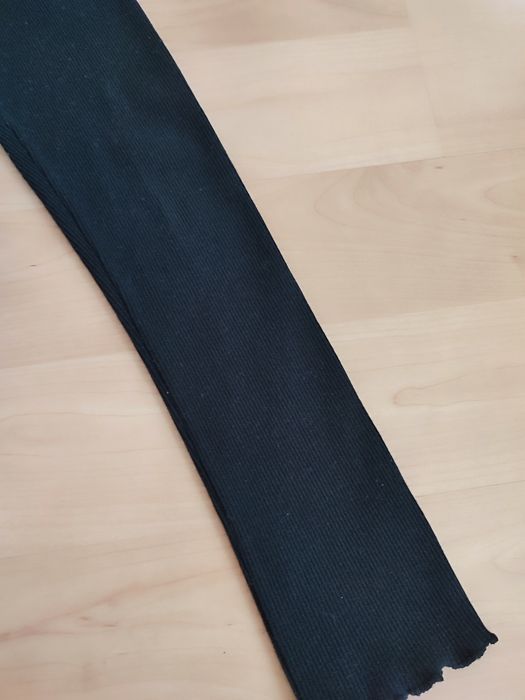 Legginsy czarne prążek prążkowane