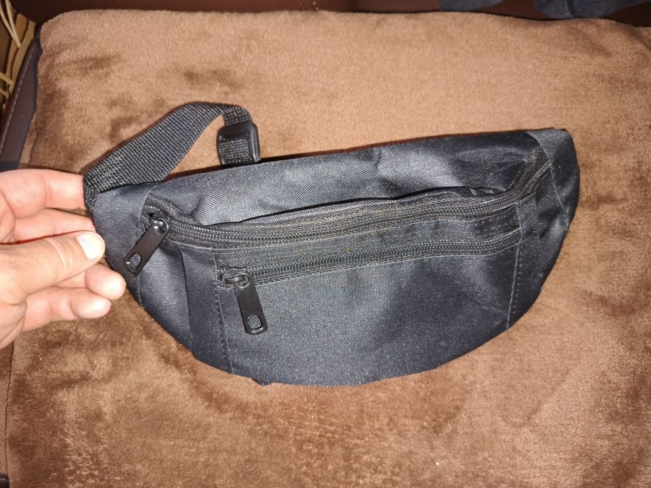 Saszetka nerka na pas