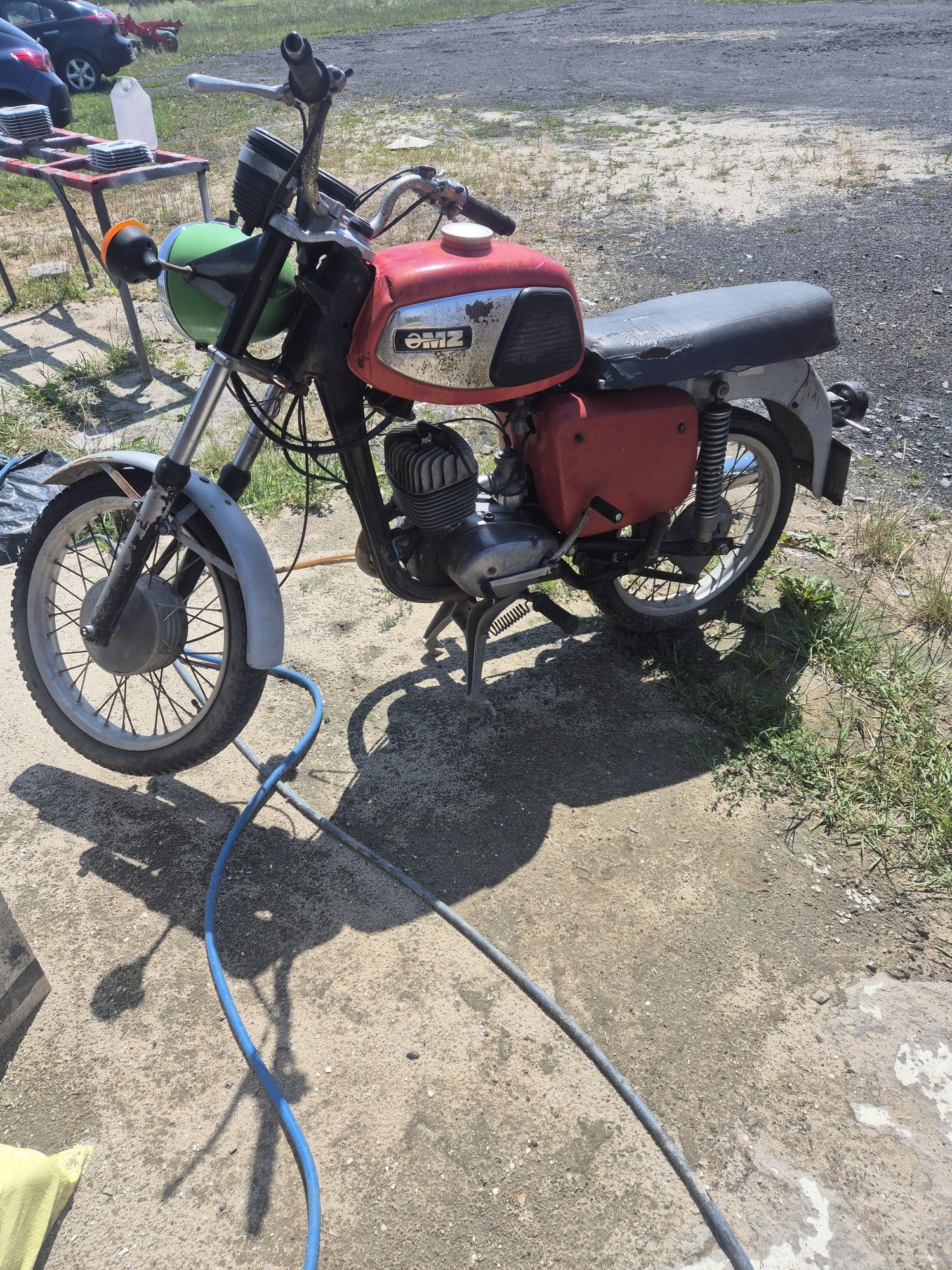 Mz ts150 z dokumentami