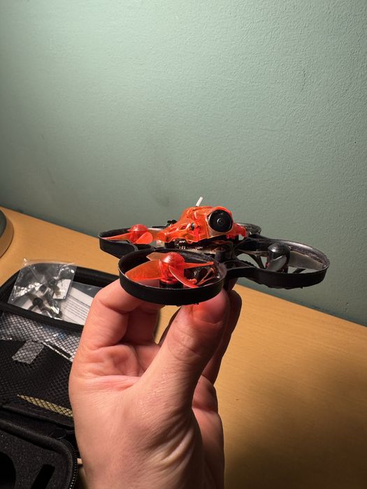 Eachine Trashcan 75mm – Brushless Whoop