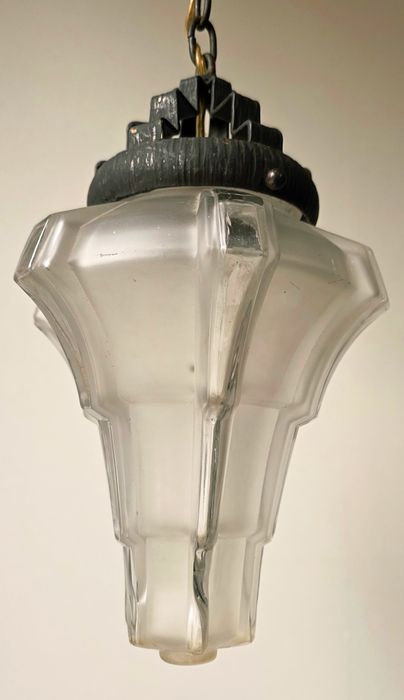 Lampa Art Deco, Paul Gilles