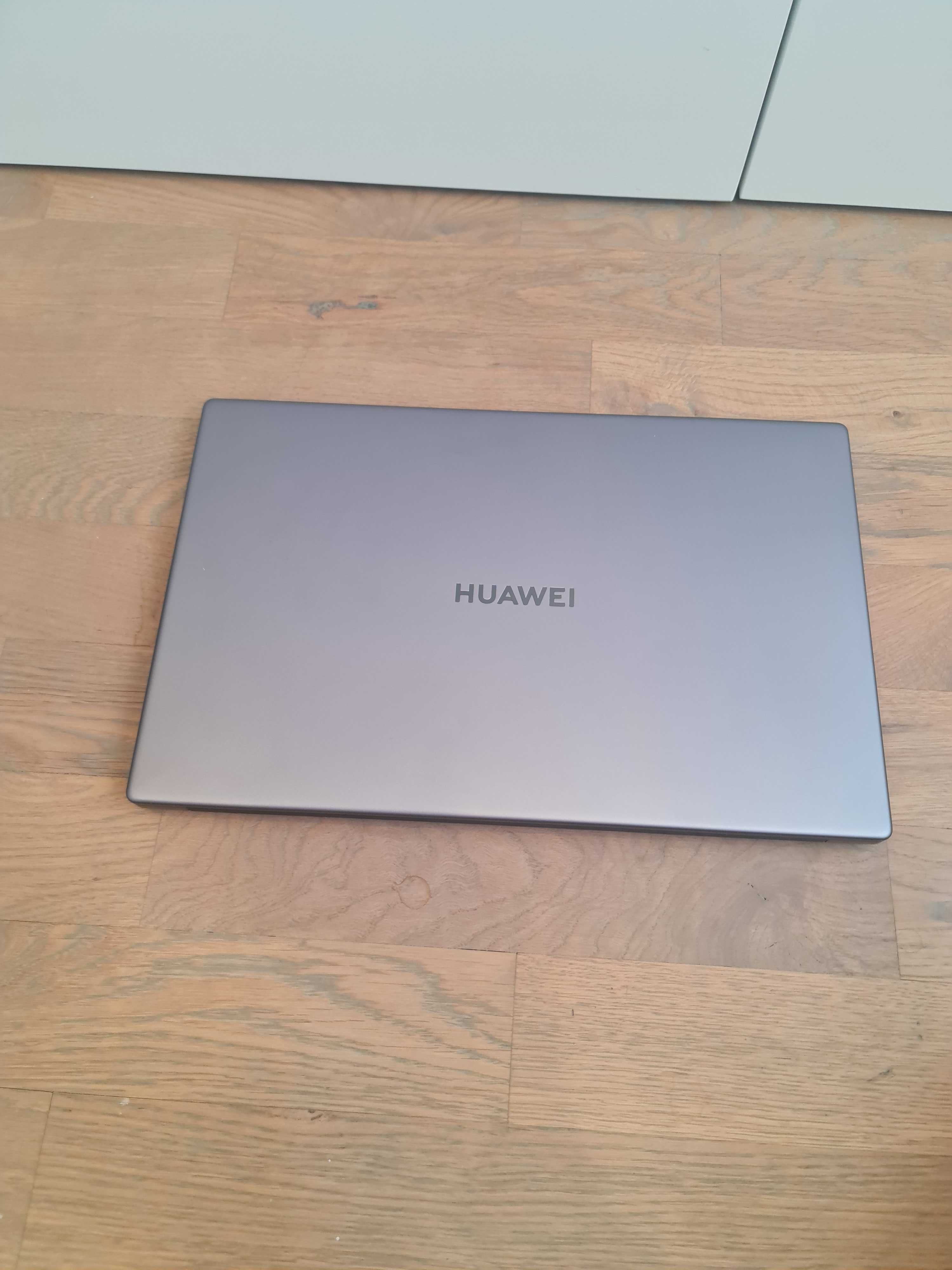 Laptop Huawei D15 R5 8GB 25