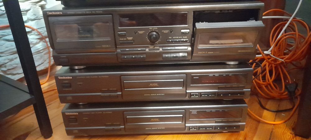 Technics cd i deck uszkodzone