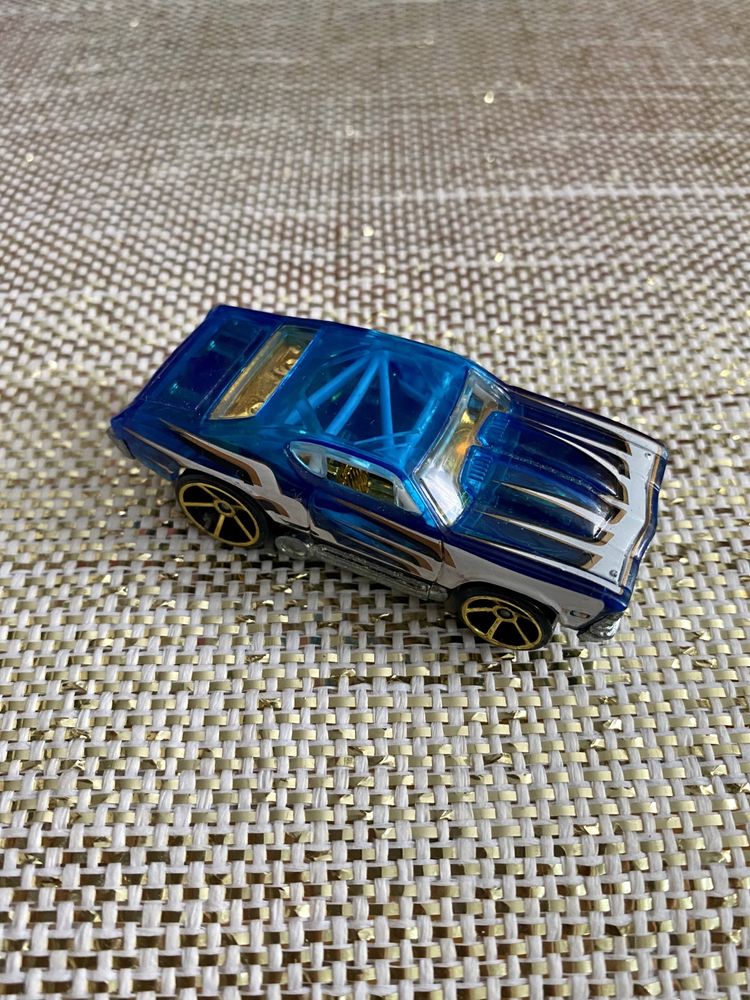 UNIKAT nowy samochodzik figurka Hot Wheels 69 Chevelle Track Stars