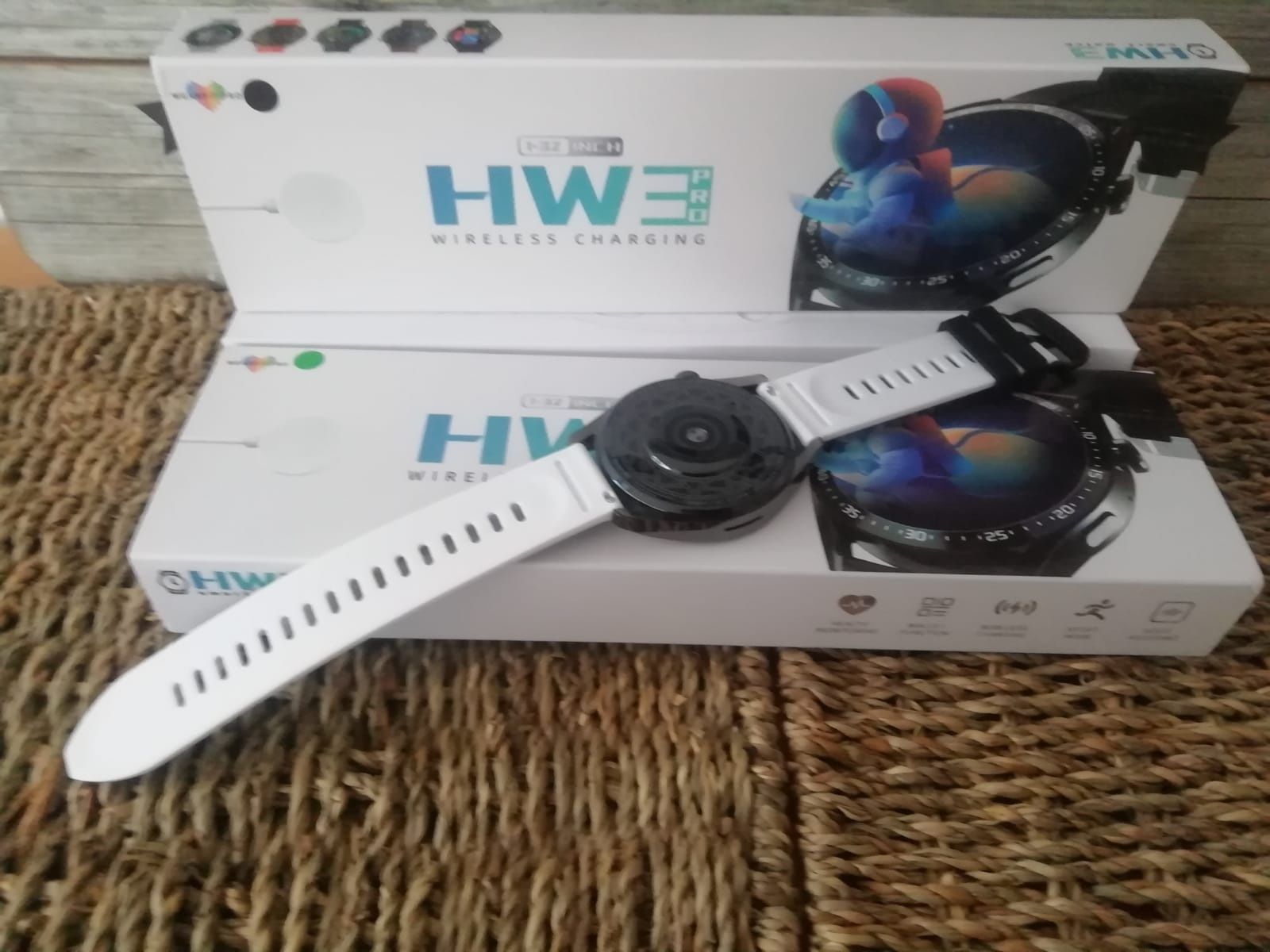 HW3 Pro Smartwatch com chamadas (Novo) Preto e branco