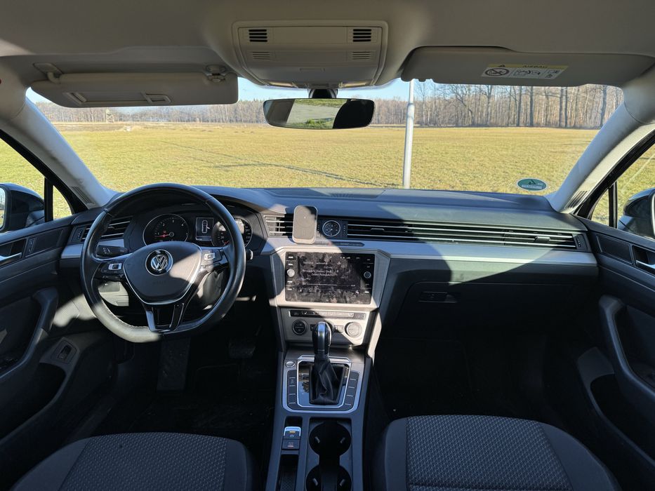 Wynajem samochodów osobowych volkswagen passat B8 B6