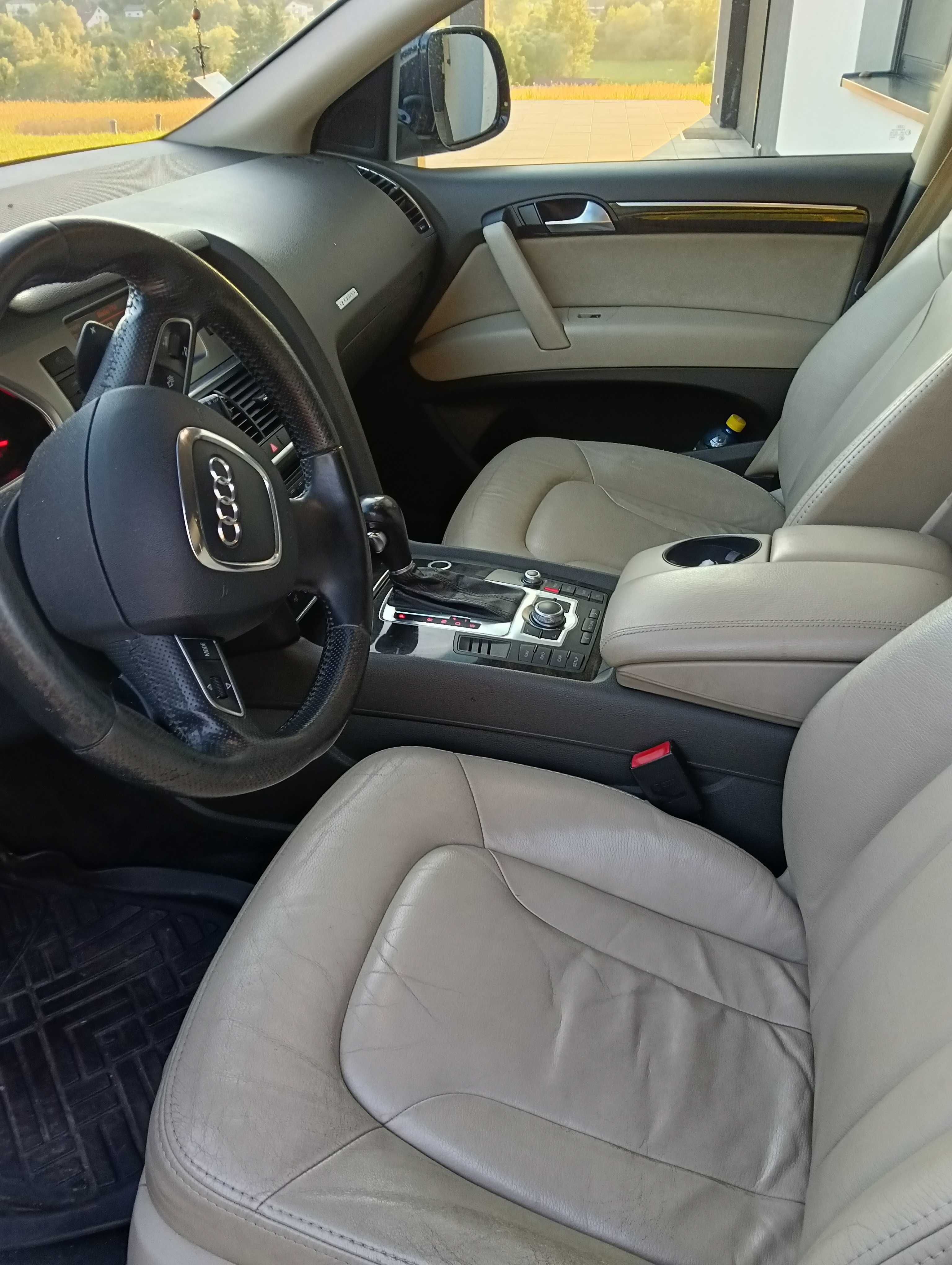 Audi Q7 2008 4x4 7 osobowe