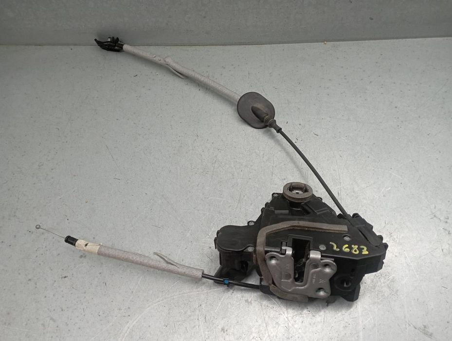 Fechadura / fecho porta frente esquerdo RENAULT Captur (J5_)