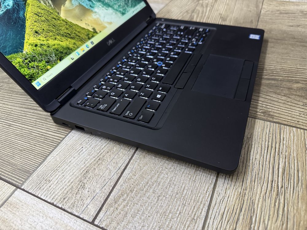 Потужний ноутбук Dell Latitude 5490 i5 8 покоління 16/256GB (512)