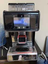 Продаю кавоварку супер автомат Lacimbali q10