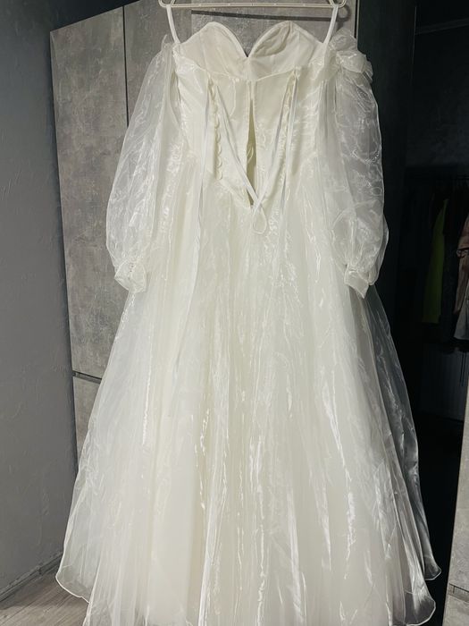 Продам свадебное платье