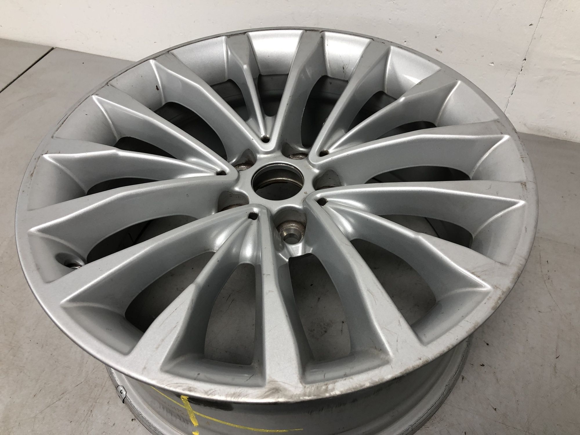 Колісний диск 8J R18 ET30 BMW 5 G30 2017-