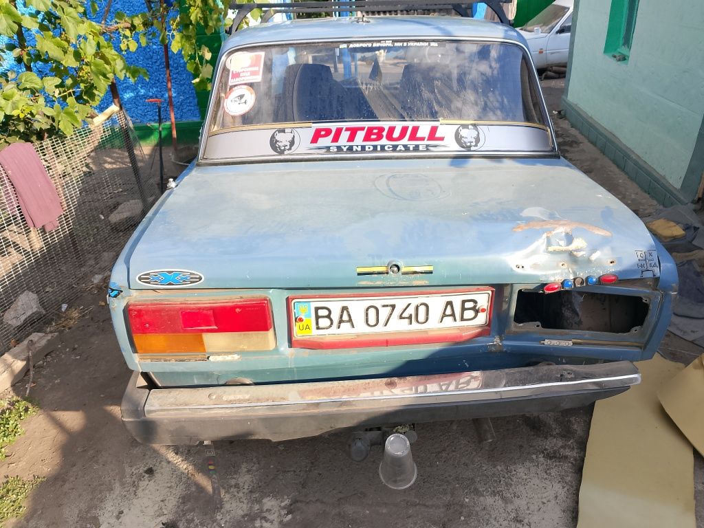 Автомобіль Ваз 2107