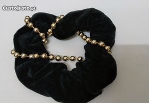 40 Acessórios para cabelos (Bandeletes, travessões, molas pequenas)