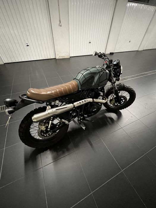 Mota UM scrambler x Naked