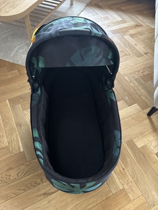 Cybex priam 2.0 birds of paradise gondola