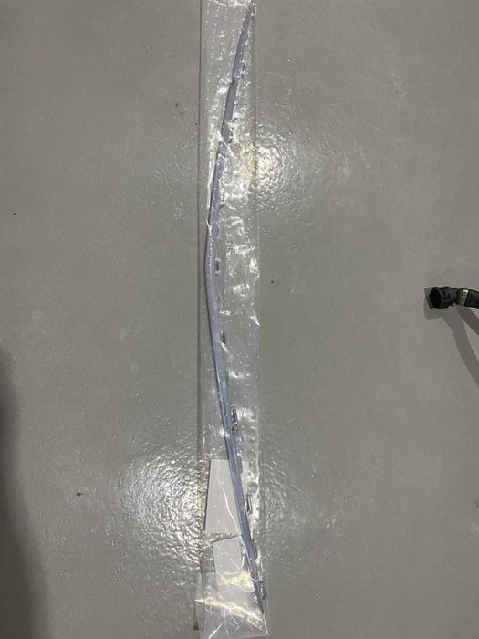 Listwa dolna chrom zderzaka MERCEDES W213