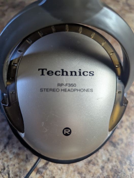 Наушники Technics